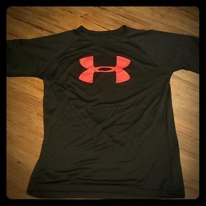 Under Armour tee